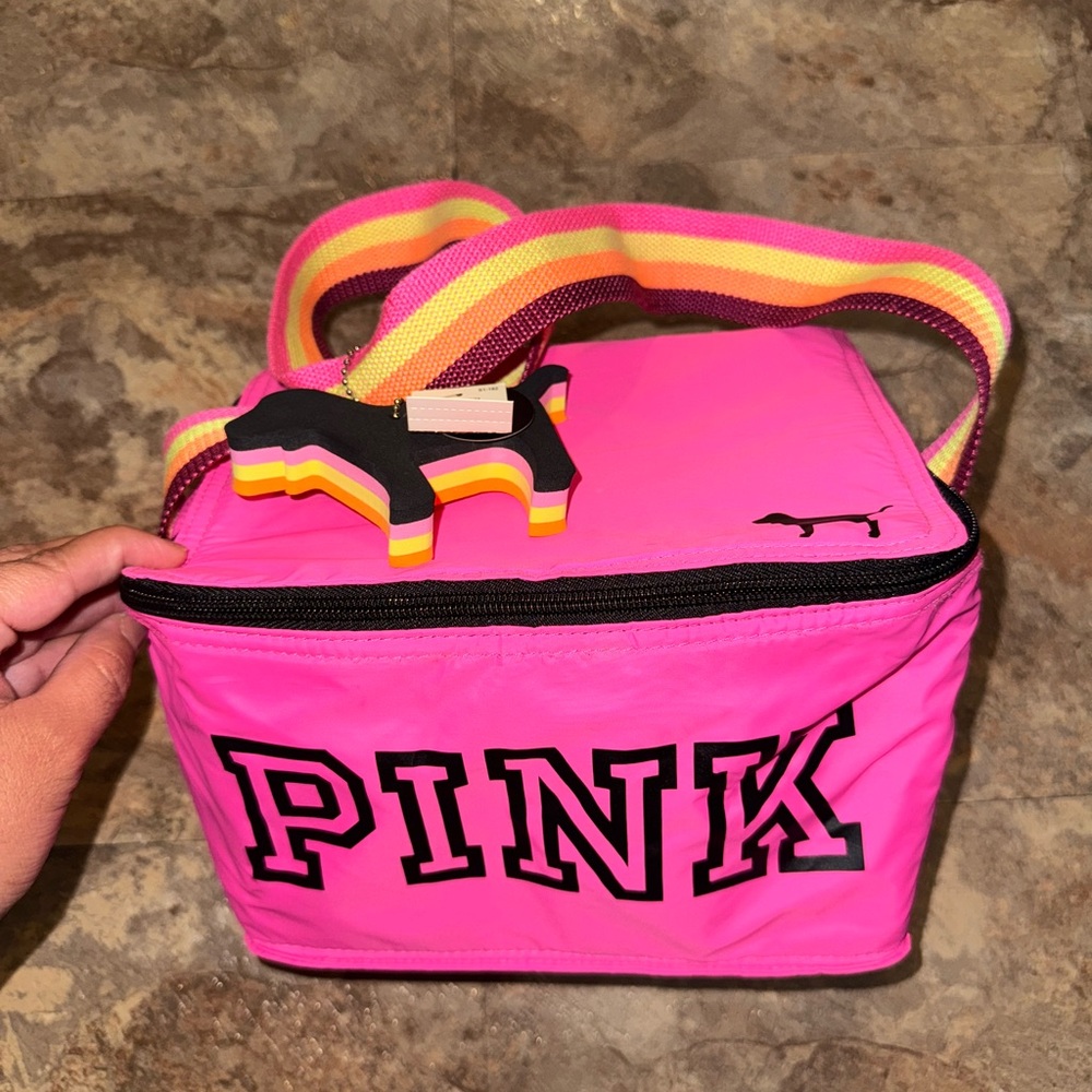 NWT Pink Insulated Lunch Bag